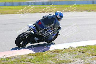 media/Jan-20-2023-Fastrack Riders (Fri) [[f2ad32aba3]]/Private/session 3 turn 9/